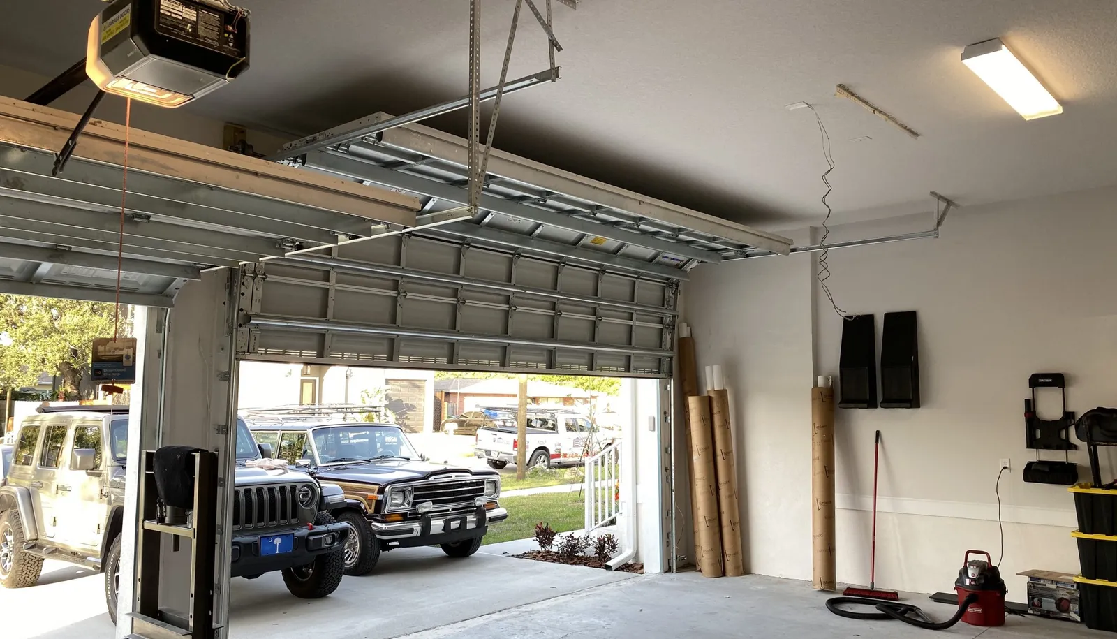 Wall-mount jackshaft garage door opener with clear ceiling — Cedar Park TX